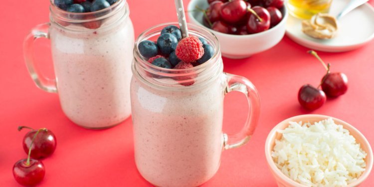 Stonyfield Organic debuts dairy-loose smoothie pouches