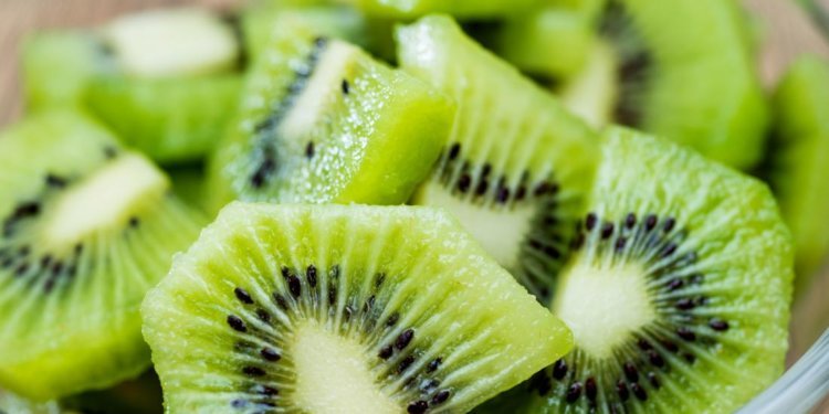 Over half of Kiwi parents cook dinners to soothe fussy kids