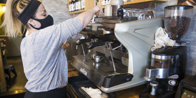 5 Essential Factors to Consider For Your Restaurant Coffee Supplies